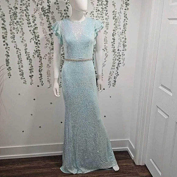 IEENA MAC Duggal Flutter Sleeve Sequin Column Gown - Picture 3 of 16